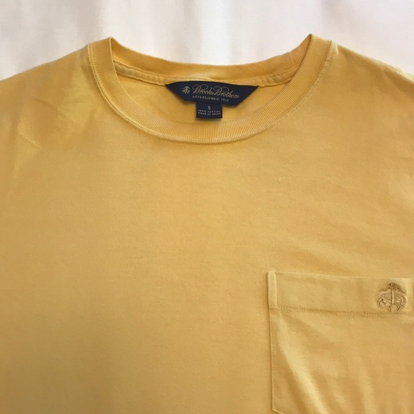 Brooks Brothers Pocket T-Shirt - Picture 2 of 2